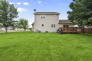 805 Violet Ln, Oregon, WI 53575 - Photo 38