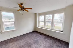 321 E Washington St, Prairie Du Chien, WI 53821 - Photo 14