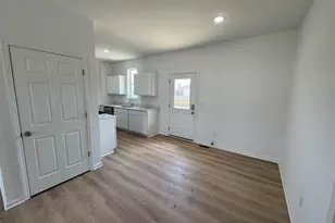 400 7th St, Mineral Point, WI 53565 - Photo 16