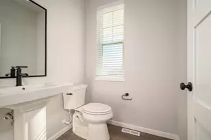 1798 Summerfield Way, Sun Prairie, WI 53590 - Photo 4