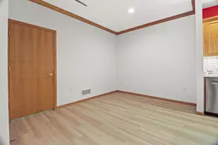 6806 Raymond Rd, Madison, WI 53719 - Photo 14