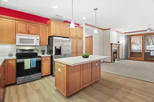 6806 Raymond Rd, Madison, WI 53719 - Photo 6