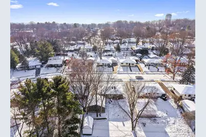 1422 Nevada Road, Madison, WI 53704 - Photo 50