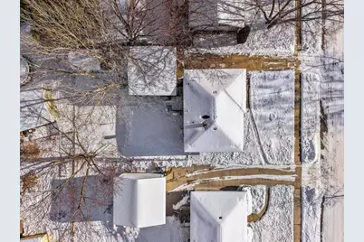 1422 Nevada Road, Madison, WI 53704 - Photo 52