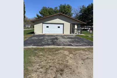W1026 Laurie Lane, Montello, WI 53949 - Photo 4