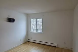 4326 Melody Ln, Madison, WI 53704 - Photo 8