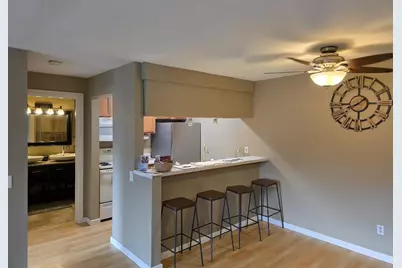 4326 Melody Lane #202, Madison, WI 53704 - Photo 2