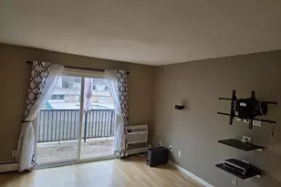 4326 Melody Ln, Madison, WI 53704 - Photo 12