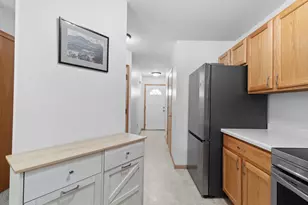 6725 Reston Heights Dr, Madison, WI 53718 - Photo 8