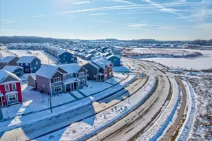 2327 Autumn Lake Parkway, Madison, WI 53718 - Photo 48