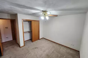 2715 N Wuthering Hills Dr, Janesville, WI 53546 - Photo 10