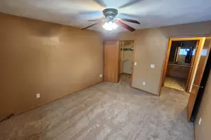 2715 N Wuthering Hills Dr, Janesville, WI 53546 - Photo 18