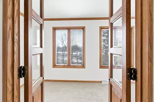 3231 Freeway Ct, Mcfarland, WI 53558 - Photo 4