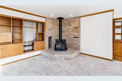 3231 Freeway Court, Mcfarland, WI 53558 - Photo 8