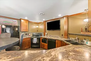 6399 Irving Dr, Sun Prairie, WI 53590 - Photo 46