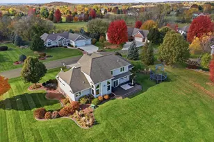 6399 Irving Dr, Sun Prairie, WI 53590 - Photo 4