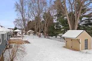 190 S Oak St, Oregon, WI 53575 - Photo 6