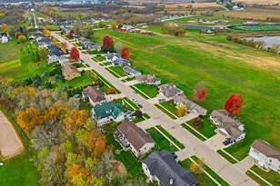 148 Lazy Lake Dr, Fall River, WI 53932 - Photo 60