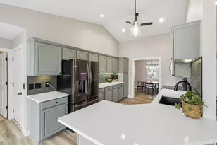 148 Lazy Lake Dr, Fall River, WI 53932 - Photo 20