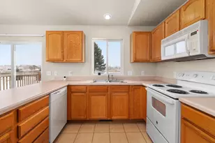 2015 Nighthawk Ln, Sauk City, WI 53583 - Photo 2