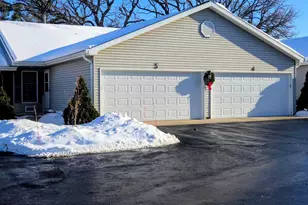 511 Griswold Street, Ripon, WI 54971 - Photo 2