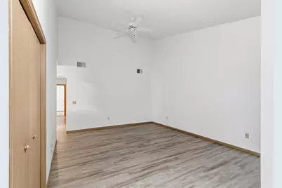 535 E Slifer Street, Portage, WI 53901 - Photo 4