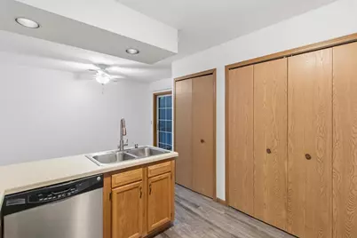 535 E Slifer Street, Portage, WI 53901 - Photo 10