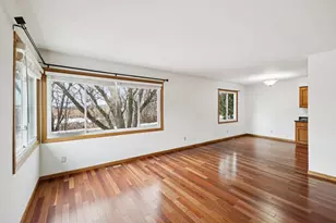 859 Dorothy Dr, Portage, WI 53901 - Photo 8