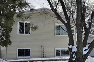 859 Dorothy Dr, Portage, WI 53901 - Photo 4