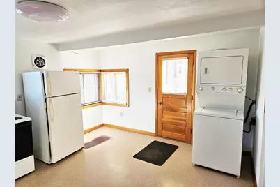 308 Academy Street, Elroy, WI 53929 - Photo 6