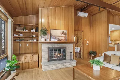 5406 Monona Ridge, Monona, WI 53716 - Photo 4