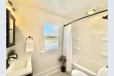 1614 N Washington Street, Janesville, WI 53548 - Photo 18