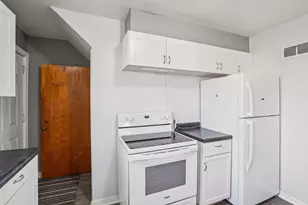 800 Broadway St, Baraboo, WI 53913 - Photo 10