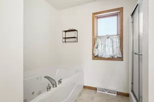 3026 Saddle Brooke Trail, Sun Prairie, WI 53590 - Photo 32