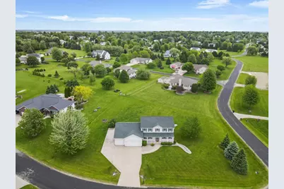 3026 Saddle Brooke Trail, Sun Prairie, WI 53590 - Photo 2