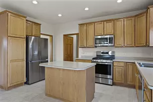 3026 Saddle Brooke Trail, Sun Prairie, WI 53590 - Photo 4