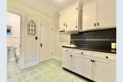 1875 Sherwood SW Drive, Beloit, WI 53511 - Photo 12