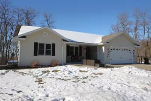 2245 Sunset Dr, Reedsburg, WI 53959 - Photo 2