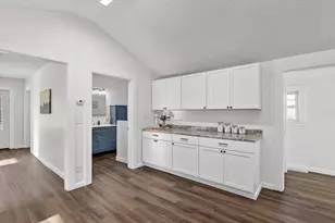 1127 Townline Ave, Beloit, WI 53511 - Photo 10