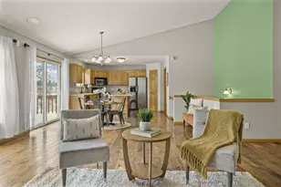 7709 Crawling Stone Rd, Madison, WI 53719 - Photo 8