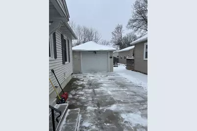 423 Monroe Street, Sparta, WI 54656 - Photo 2