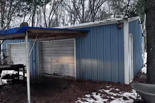 915 Fur Ave, Wisconsin Dells, WI 53965 - Photo 2