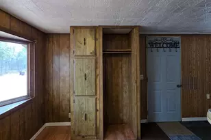 915 Fur Ave, Wisconsin Dells, WI 53965 - Photo 8