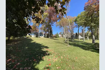 N5667 Lac Verde Circle, Green Lake, WI 54941 - Photo 8