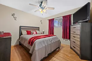 5405 W Hemlock Rd, Milwaukee, WI 53223 - Photo 18