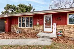 3321 Berkshire Rd, Janesville, WI 53546 - Photo 2