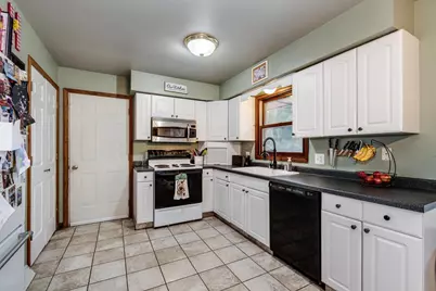 3321 Berkshire Road, Janesville, WI 53546 - Photo 10