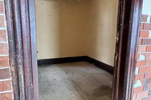 2120 Winnebago St, Madison, WI 53704 - Photo 10