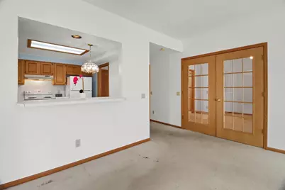 17 Maple Wood Lane #303, Madison, WI 53704 - Photo 6