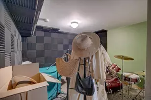 24 Meadowlark Dr, Madison, WI 53714 - Photo 44